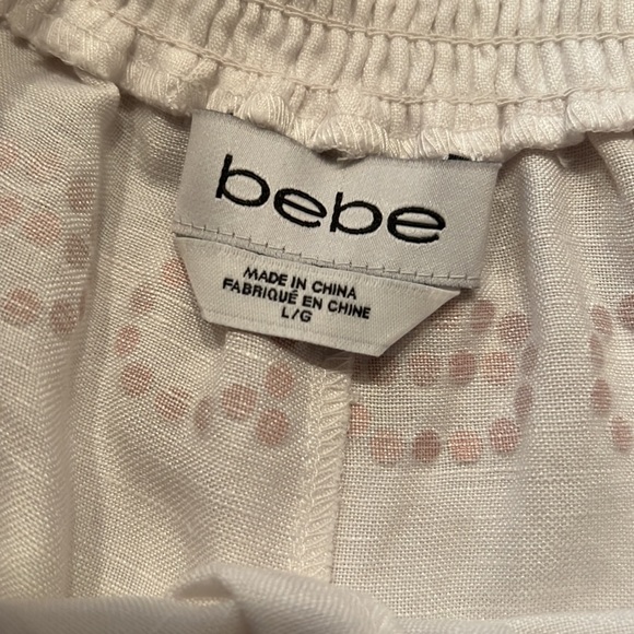 Bebe White Linen And Rayon Pants With bebe In Rhinestones On Back Size L - Picture 11 of 11